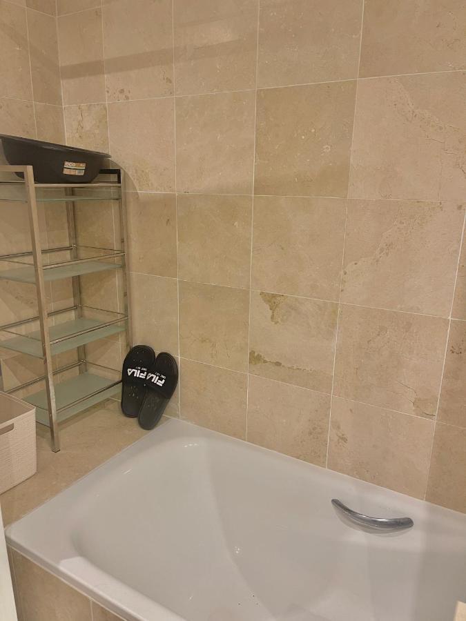 Apartamento Aloha 28 Marbella Bagian luar foto